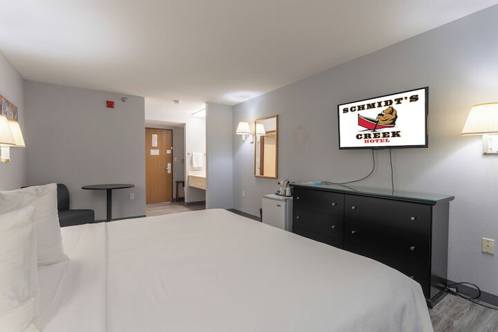 Room 29 of 32