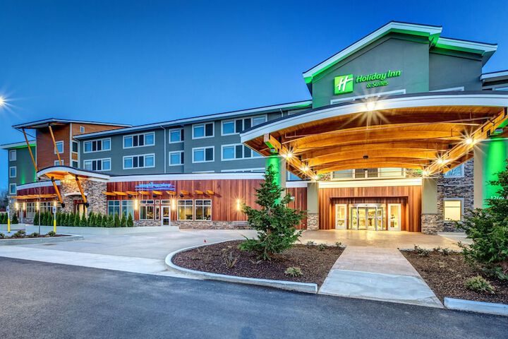 Holiday Inn & Suites Bellingham by IHG