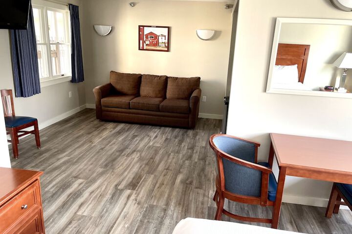 Atlantic Oceanfront Hotel