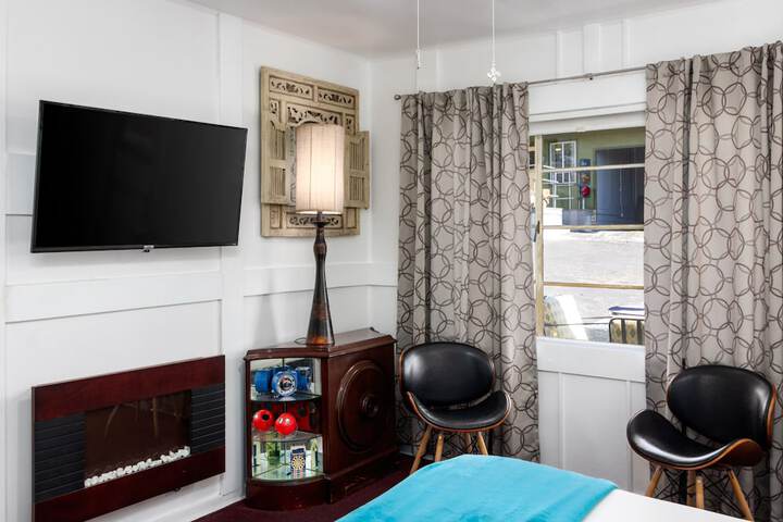 Room 35 of 56