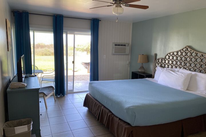 Room 30 of 64