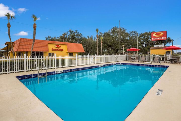 Pool 4 of 36