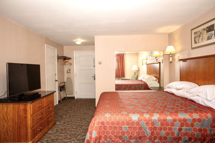Room 12 of 41