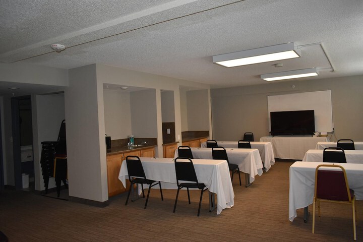 Quality Inn and Suites Garden of the Gods
