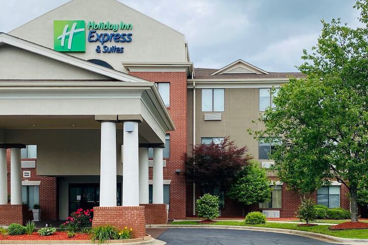 HOLIDAY INN EXPRESS & SUITES REIDSVILLE by IHG