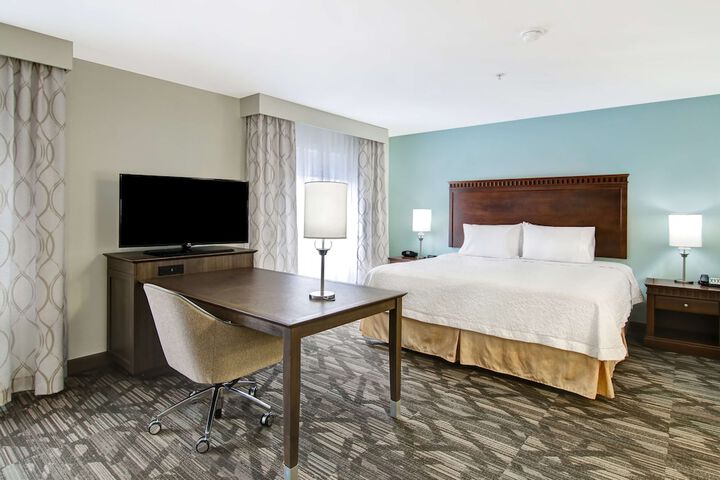 Room 26 of 62