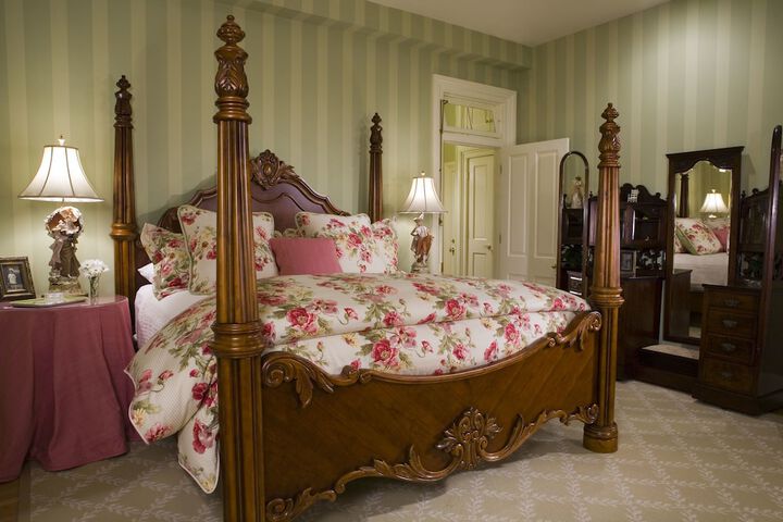Room 15 of 36