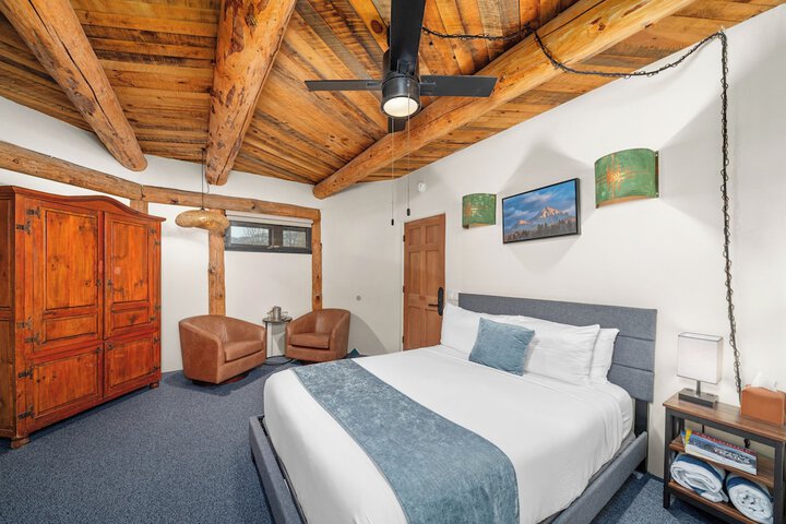 Chipeta Lodge