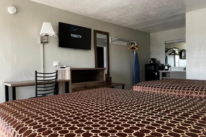 Regency Inn