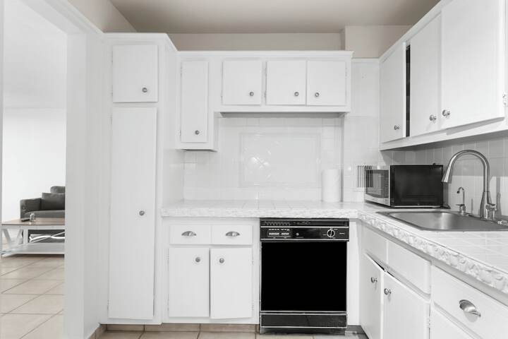 Bay Harbor Sunset Apt 3A