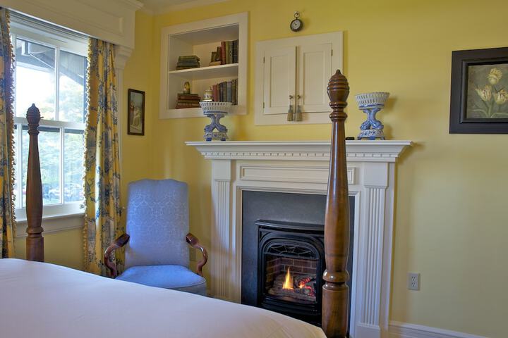 Room 16 of 31