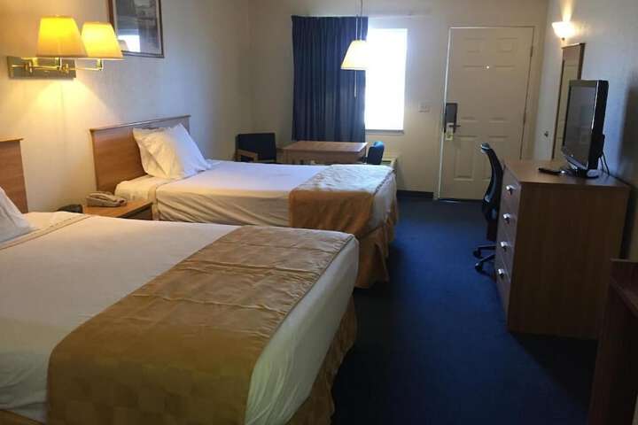 Room 19 of 25