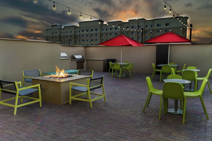 Terrace/Patio 43 of 46