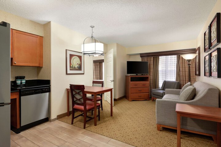 Room 21 of 27