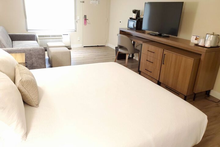 Room 26 of 55