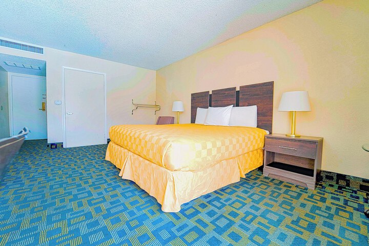 Room 58 of 96