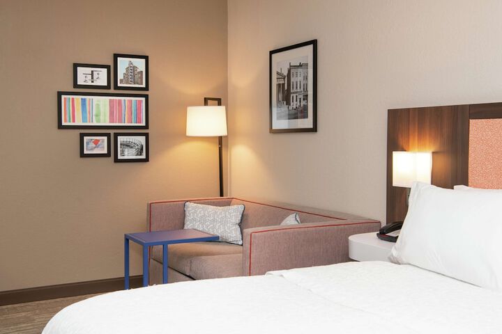 Hampton Inn Erie-South