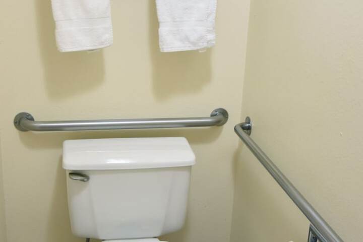Room 43 of 76