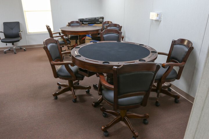 Room 10 of 35