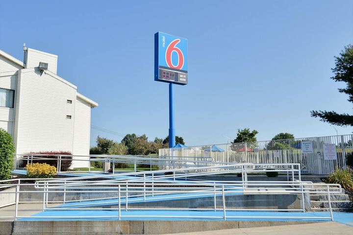 Pool 9 of 46