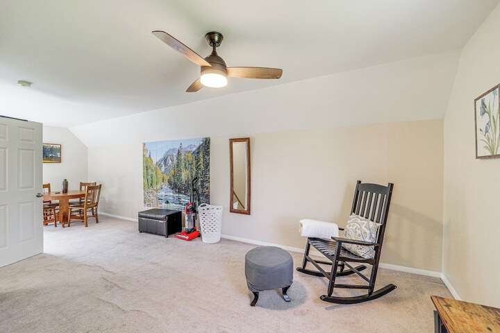 Near Hiking: Blue Ridge Mtn Home on Private Acre