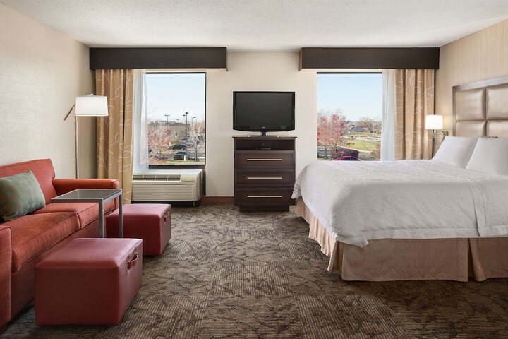 Room 19 of 28