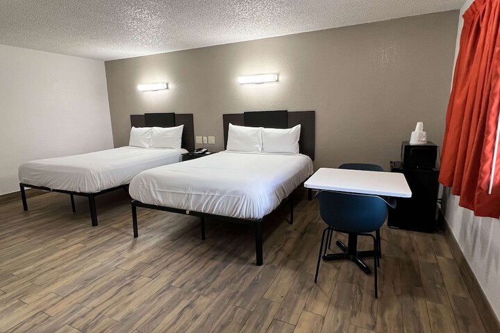 Room 31 of 32