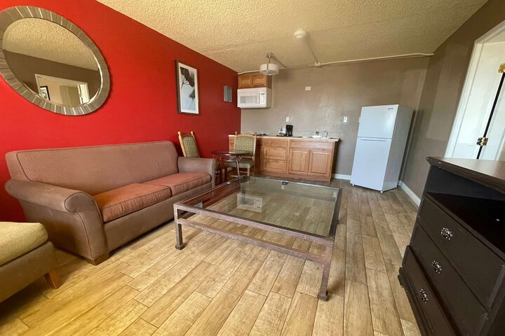 Room 22 of 26