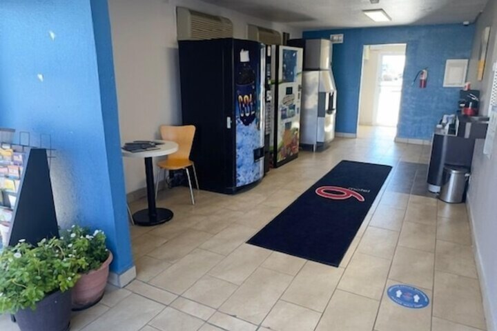 Motel 6 Grants NM