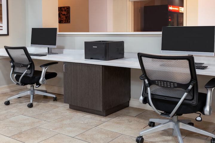 Business Center 45 of 46