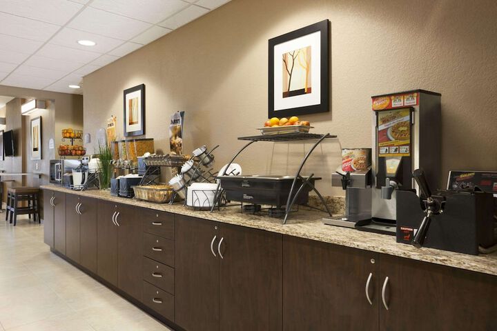 Breakfast/Coffee Service 20 of 22