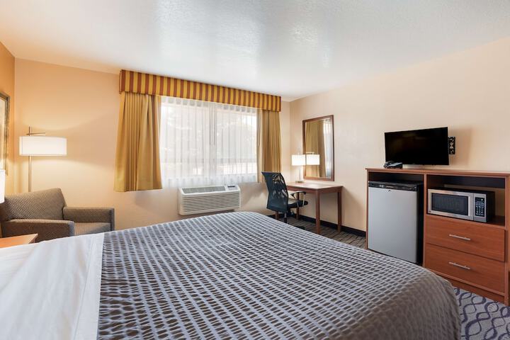 Room 21 of 40
