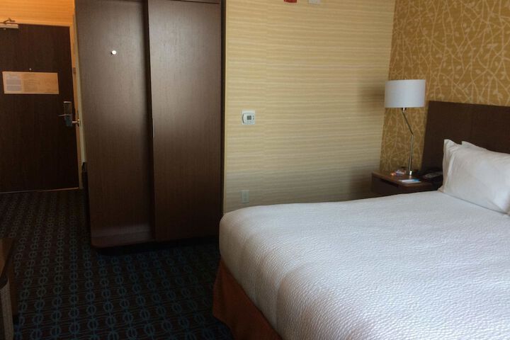 Room 17 of 41