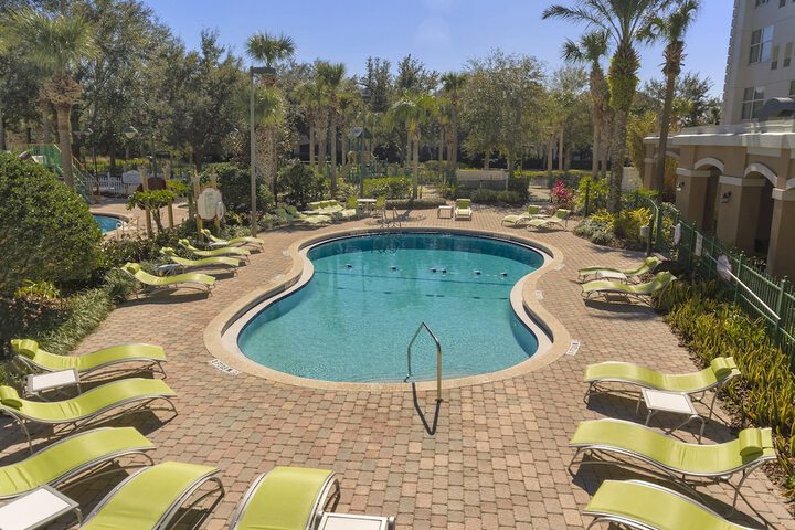 Pool 21 of 52