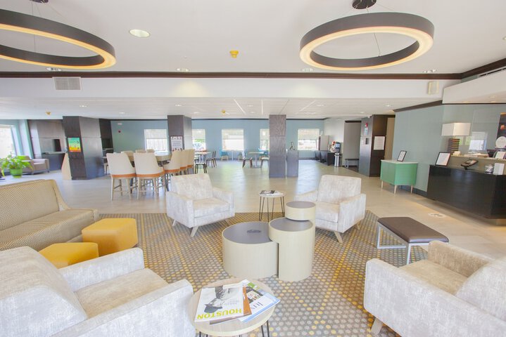 Holiday Inn & Suites Spring- The Woodlands Area by IHG