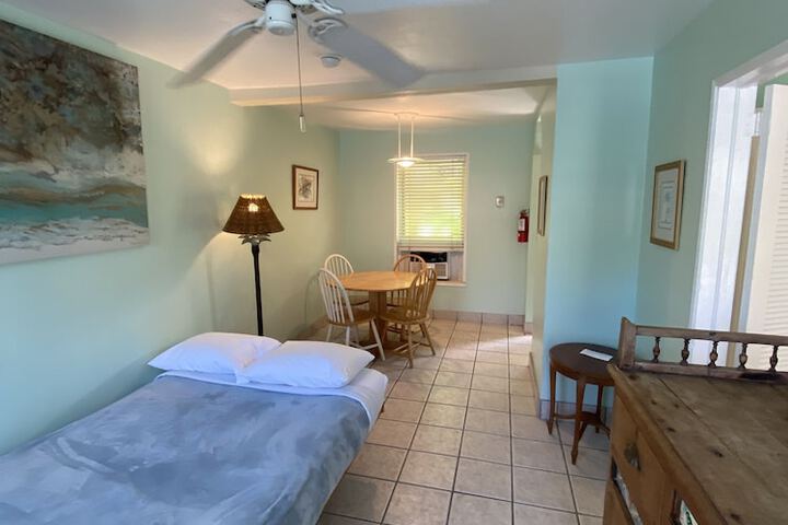 Room 54 of 218