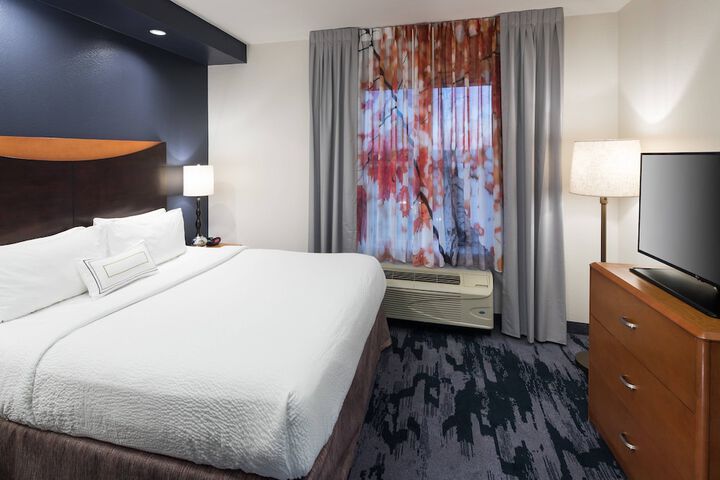 Fairfield Inn & Suites by Marriott Orlando at SeaWorld