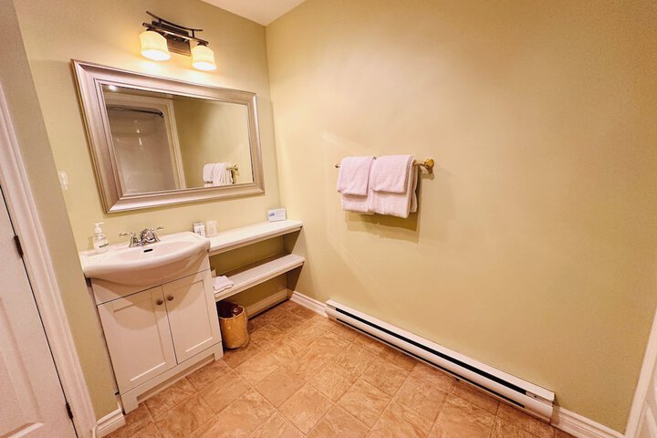 Room 58 of 122