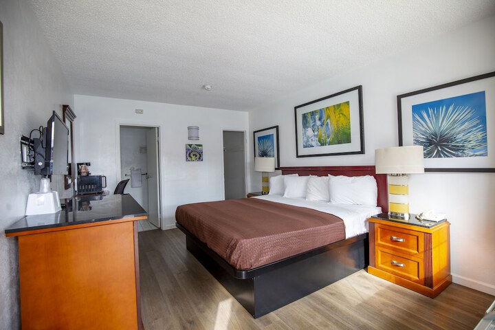 Room 19 of 22