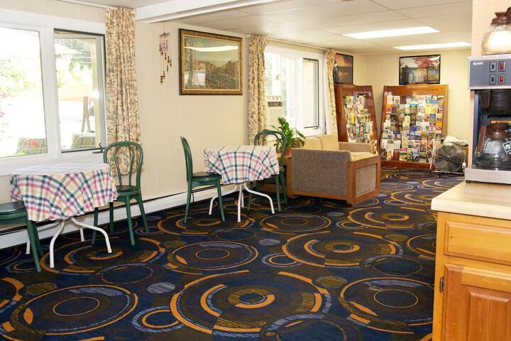 Sunset Motor Inn