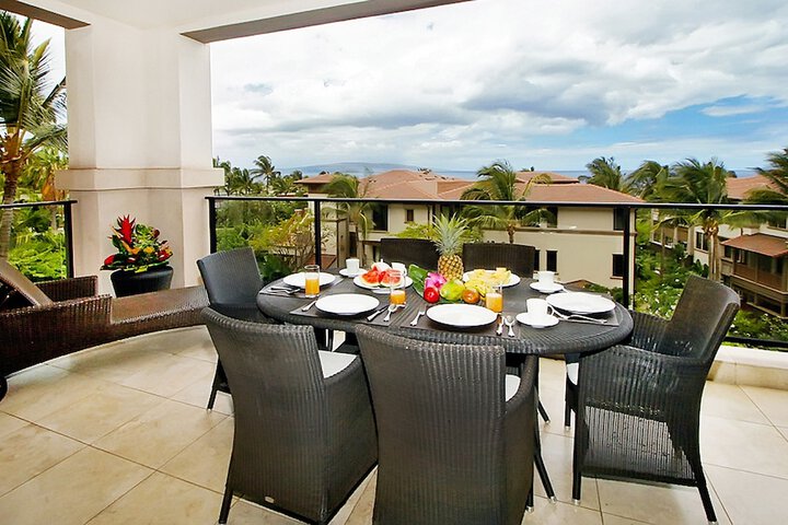 Dining 216 of 273