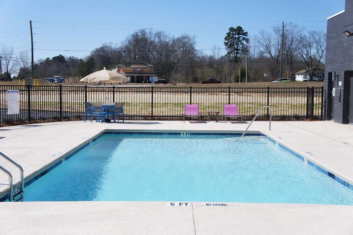 Pool 9 of 83
