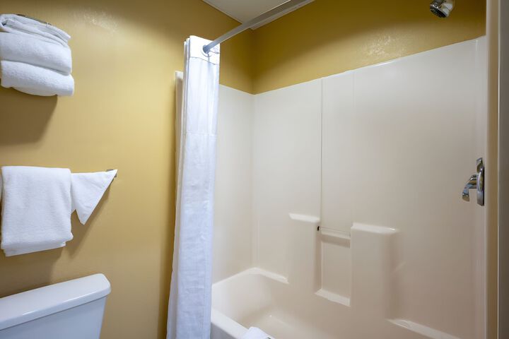 Room 12 of 22