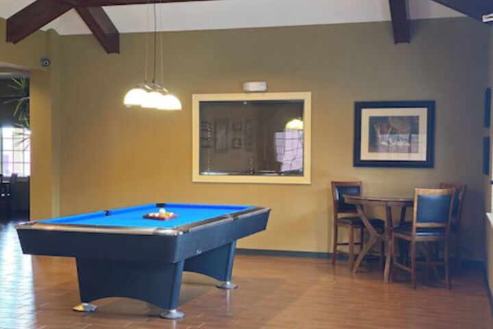 Dilley Motor Inn
