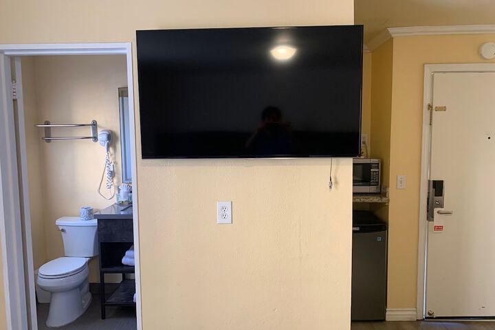 Room 26 of 59