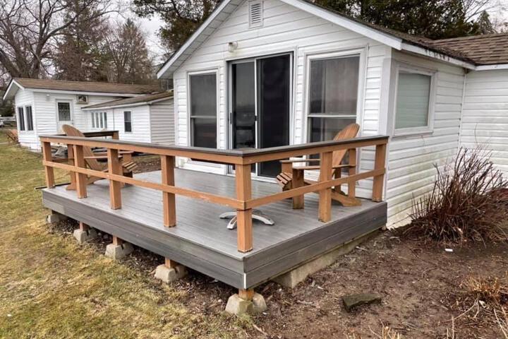 Merland Park Cottages and Motel