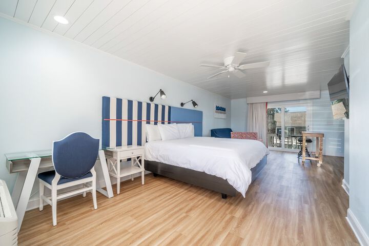 The Hamilton - Lakefront & Studio Suites Hot Springs