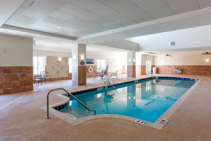 Holiday Inn & Suites Lake City by IHG