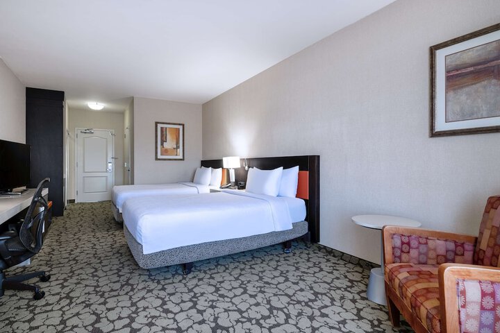 Room 21 of 87