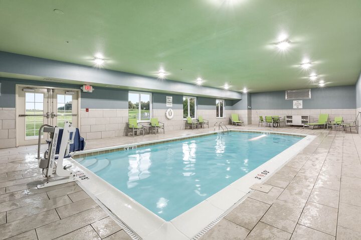 Pool 8 of 41